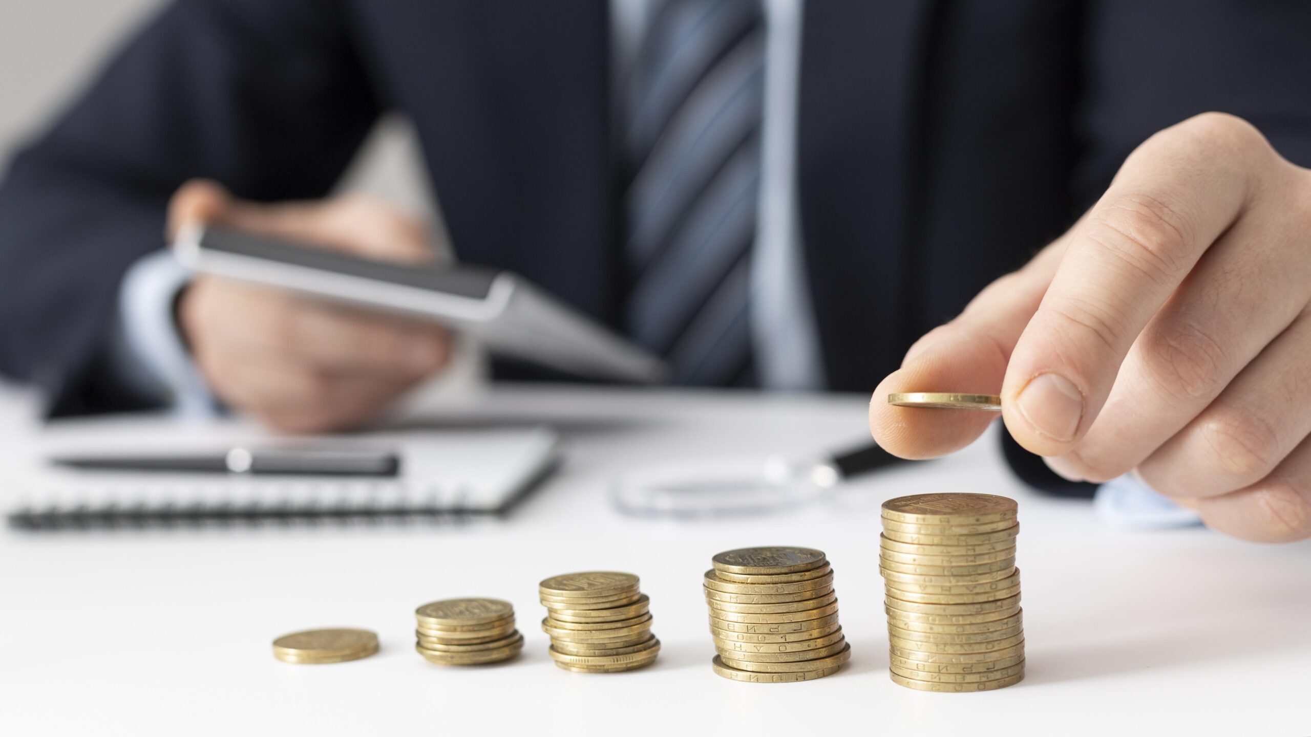 É fundamental que os empresários estejam cientes dos perigos fiscais para protegerem seus negócios.